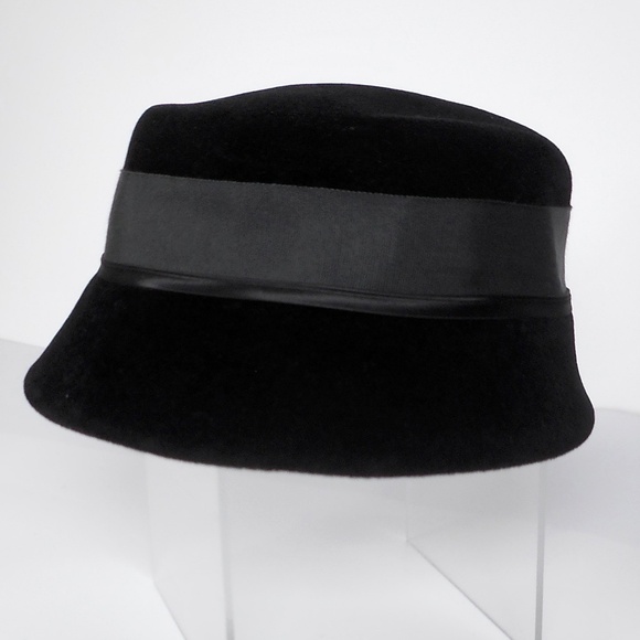 VTG Jo Lyn Black Velvet Bucket Cloche Hat Ribbon Satin Band FLAW MISSING BOW main image 7